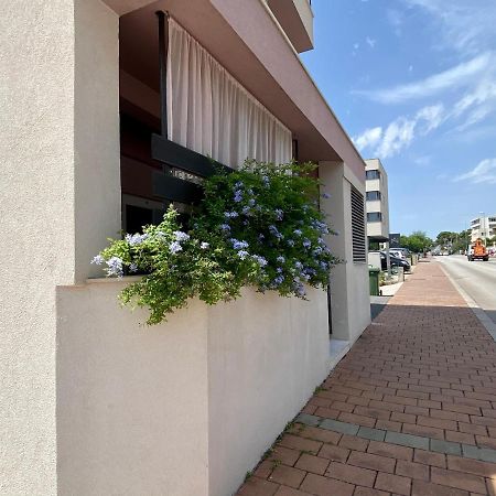 マカルスカApartman Toniアパートメント エクステリア 写真